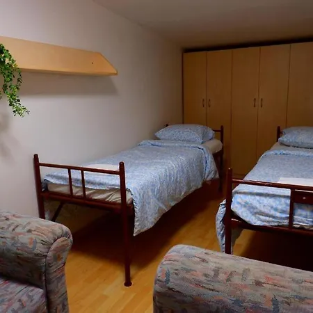 A Parkovani Turgenevova - Olomoucka Apartmán *