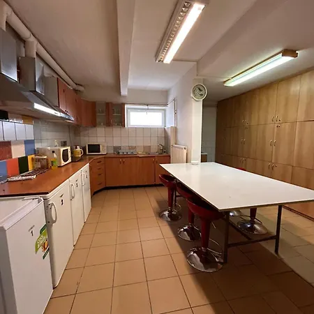 A Parkovani Turgenevova - Olomoucka Apartmán
